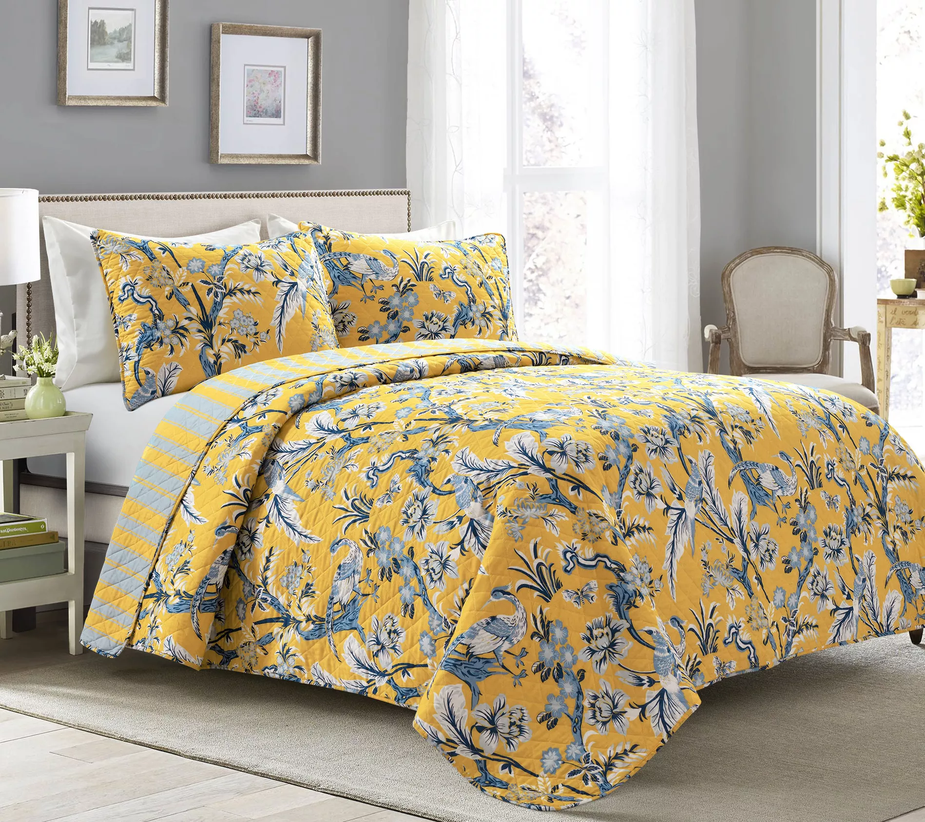 Dolores 3-Piece Full/Queen Quilt Set by Lush Decor