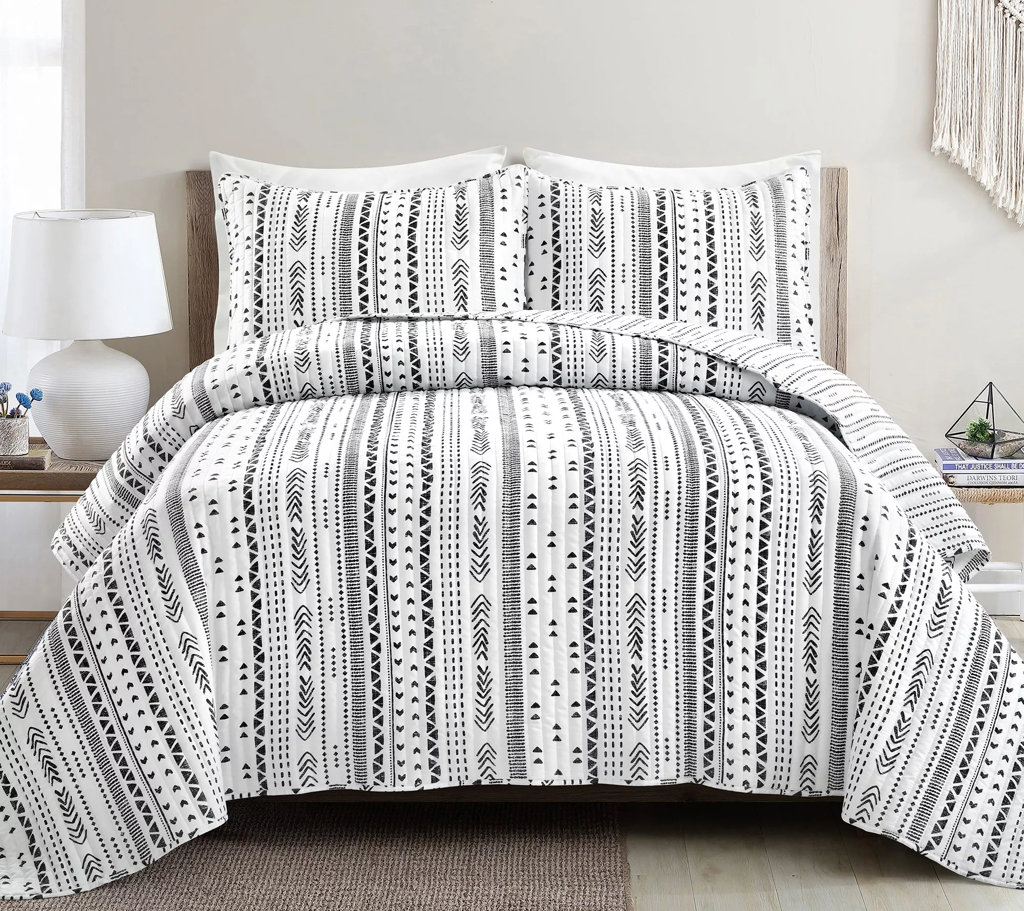 Hygge Stripe 3Pc Full/Queen Quilt Set by Lush Decor