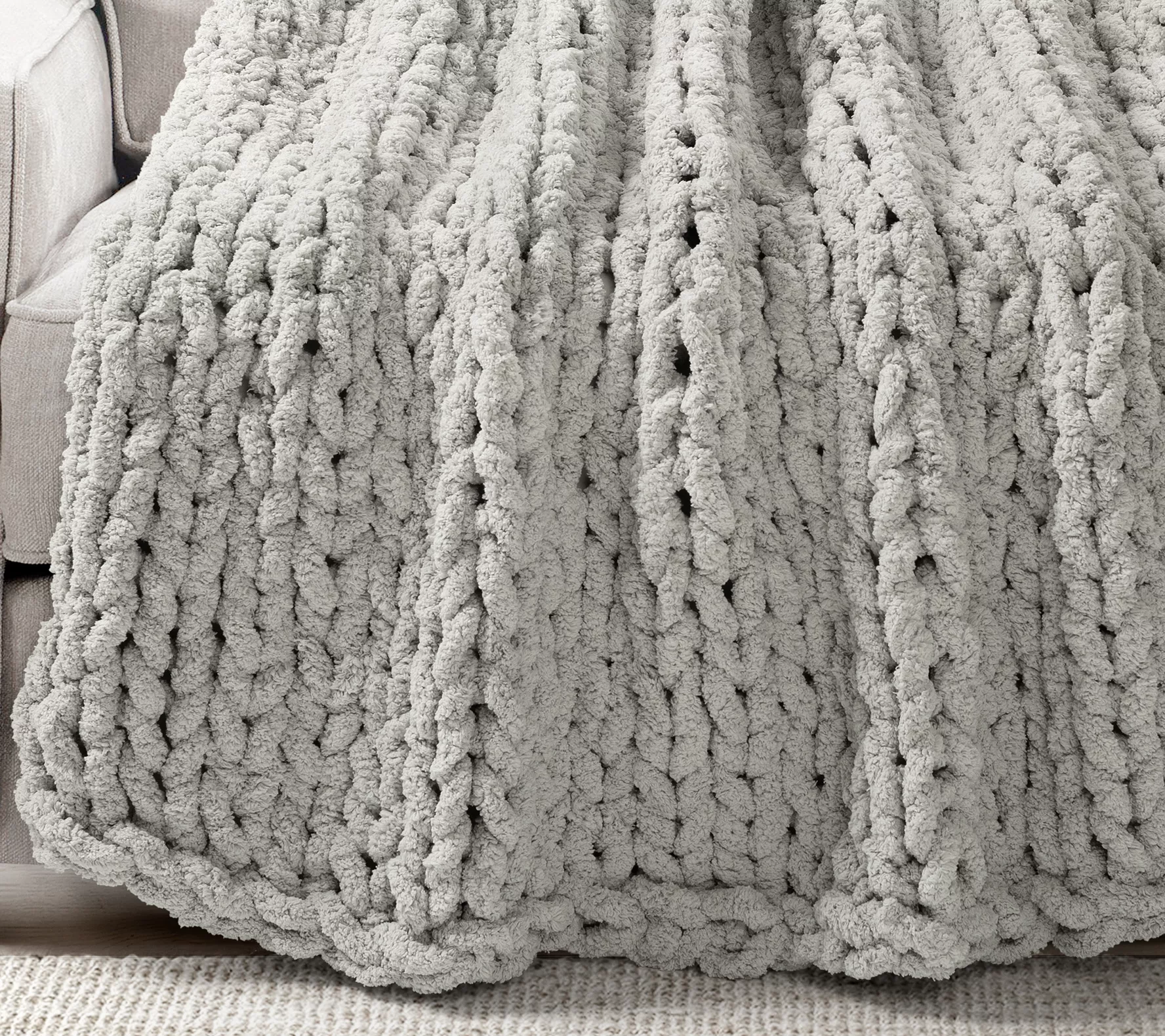 Hygge Ultra Chunky Knit 40" x 50" by Lush Decor