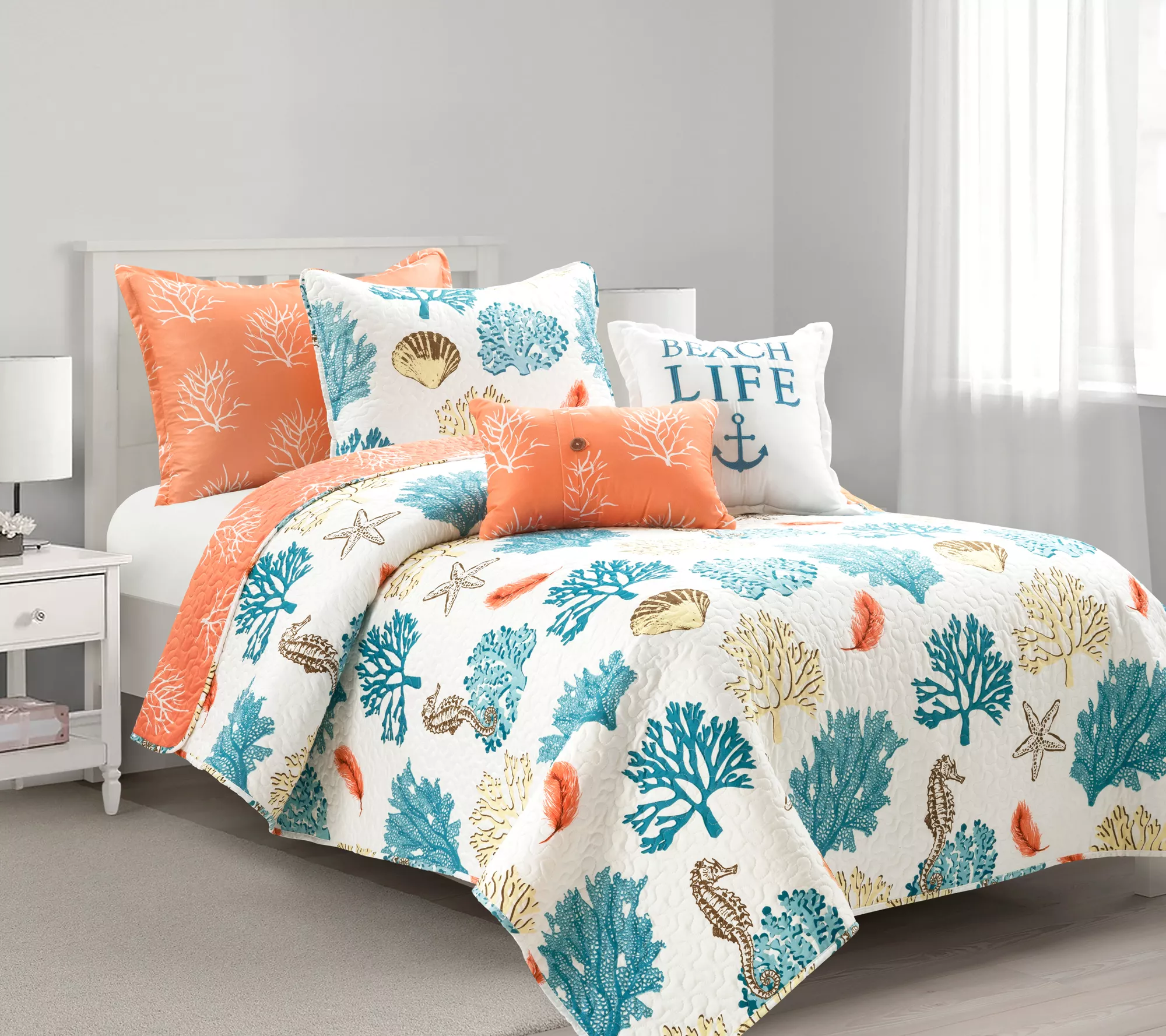 Coastal Reef Feather Oversized Quilt Set T/T-XLby Lush Decor