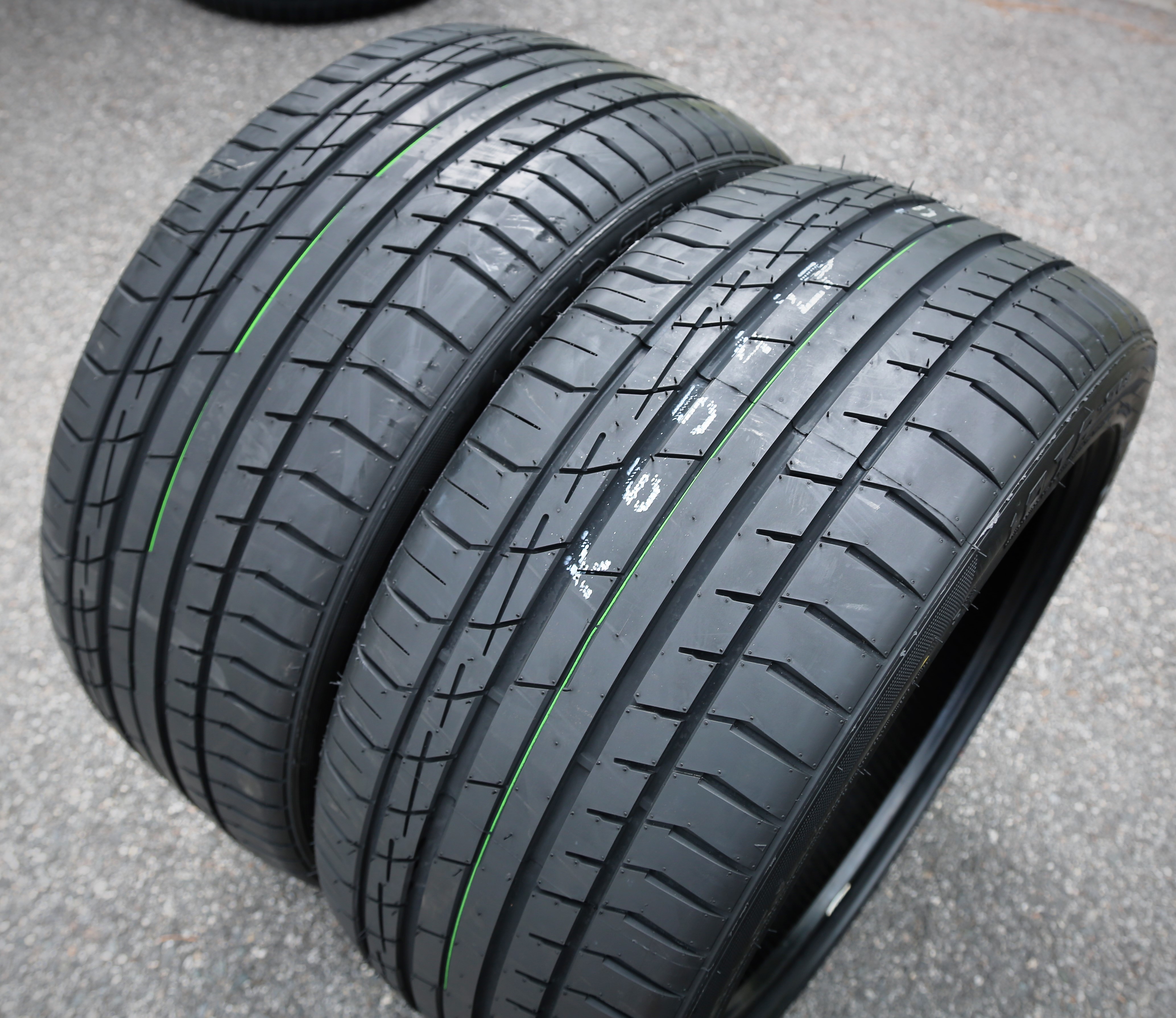 ACCELERA Tire Accelera Iota ST68 285/40ZR21 285/40R21 109W XL AS A/S High Performance